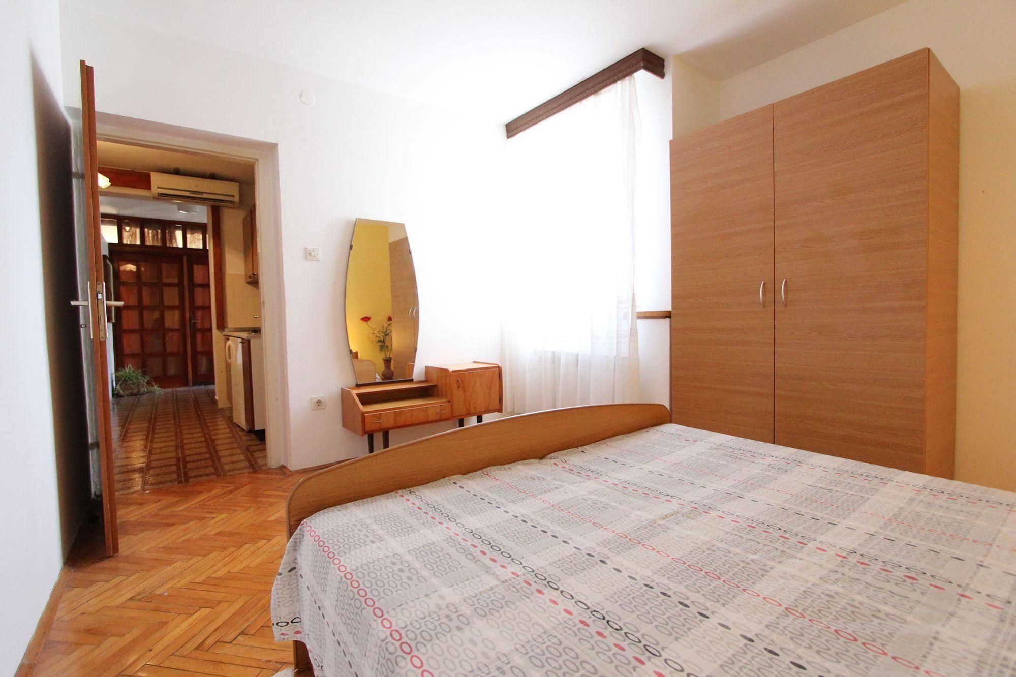 Apartments Tara Rovinj Exterior foto